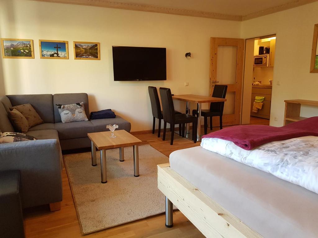 Berghex Apartment Гармиш-Партенкирхен Екстериор снимка